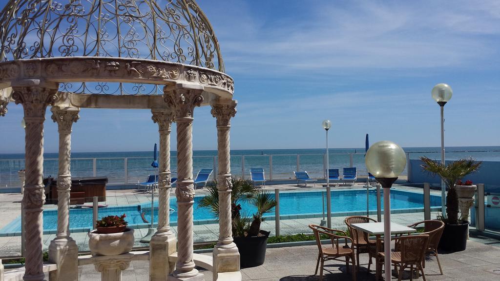 Hotel Casadei Fano Exterior foto