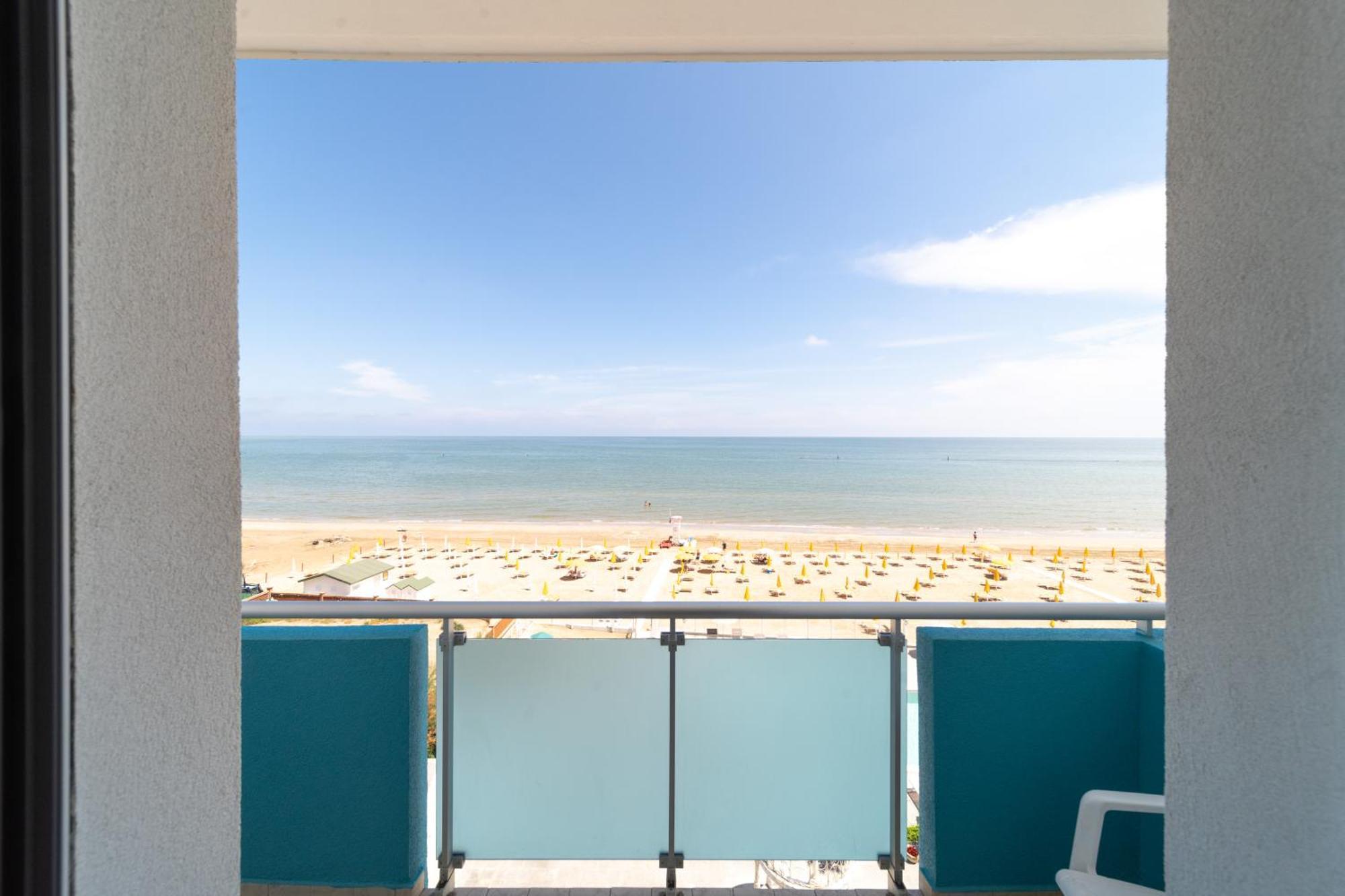 Hotel Casadei Fano Exterior foto